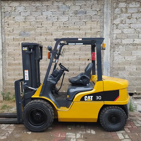 Forklift  3 Ton Second 2015