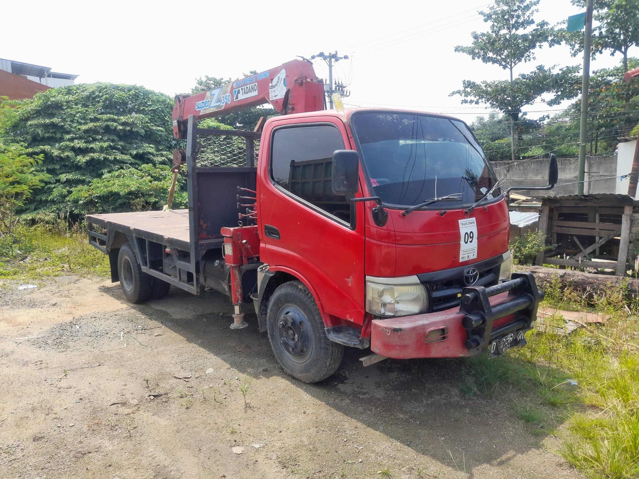Truck Mounted Crane 3 Ton